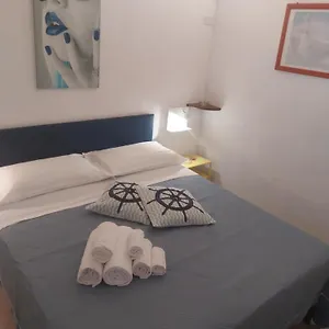 Le Rocce Bed & Breakfast